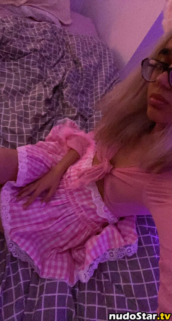 angelmoonbeam / angelsmoonbeam / valentine Nude OnlyFans Leaked Photo #13