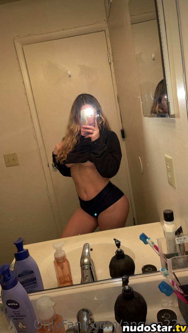 angieclydee / angiee223 Nude OnlyFans Leaked Photo #25
