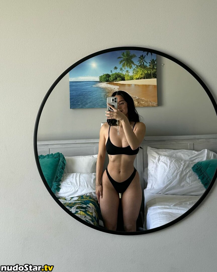 Anisia Martinez / Anisiamartinezz_ Nude OnlyFans Leaked Photo #8