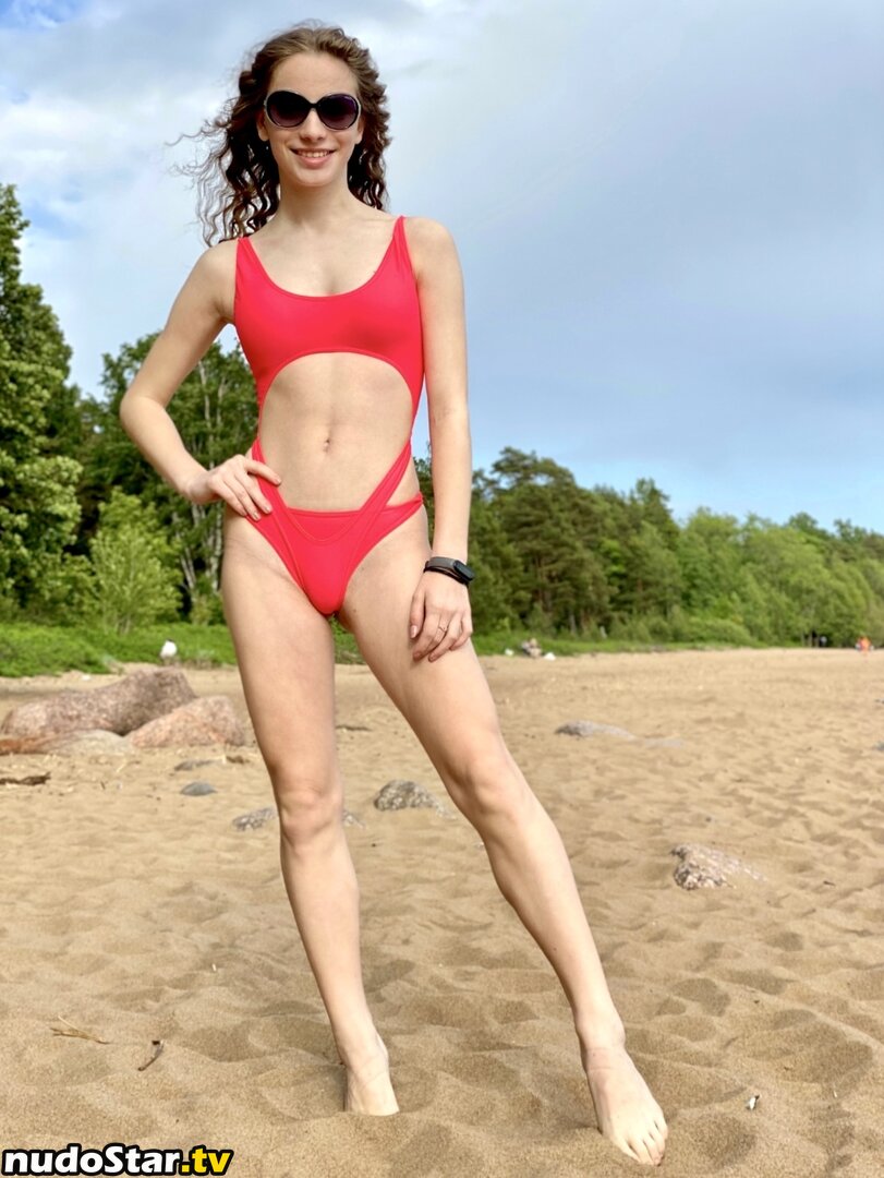 Anna Gloss / anna_gloss_official / annakaisass Nude OnlyFans Leaked Photo #46