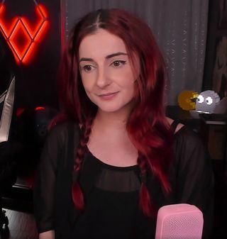 Anniefuchsia