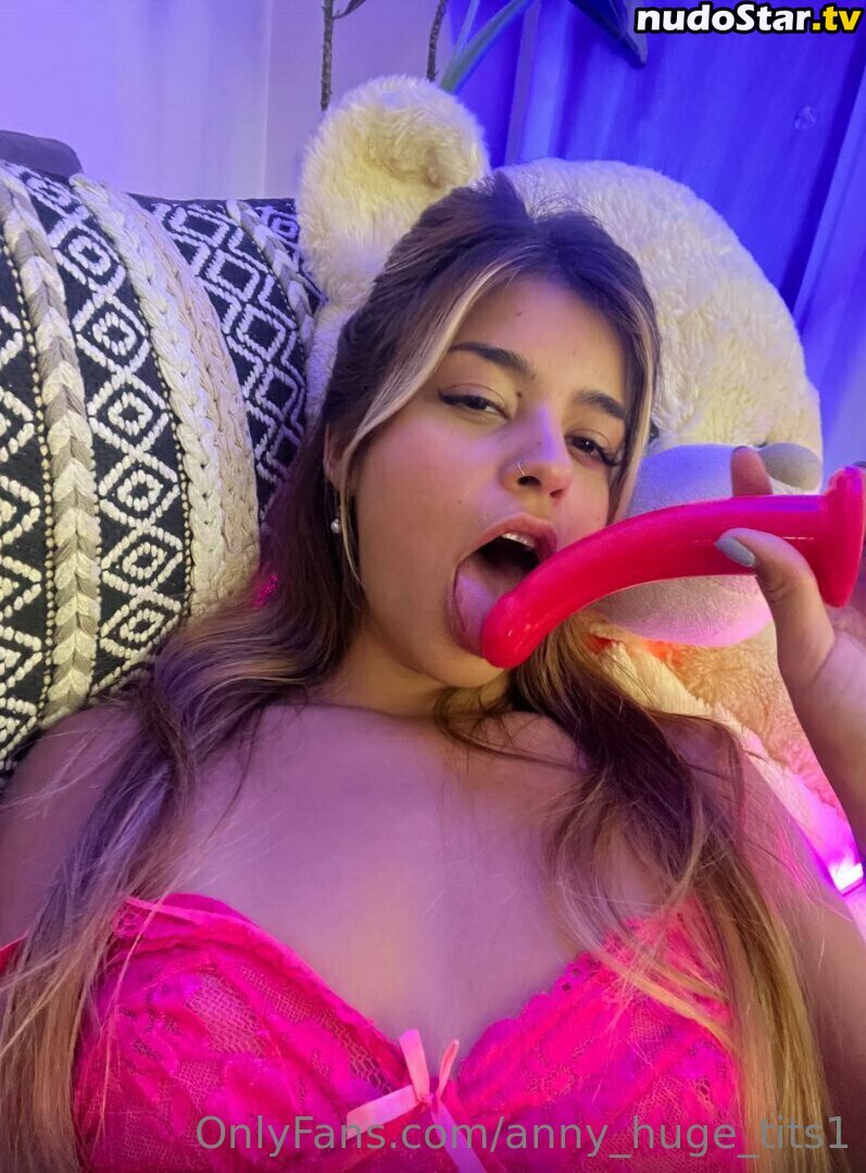 Kora lina / anny_huge_tits1 / anny_perry Nude OnlyFans Leaked Photo #927