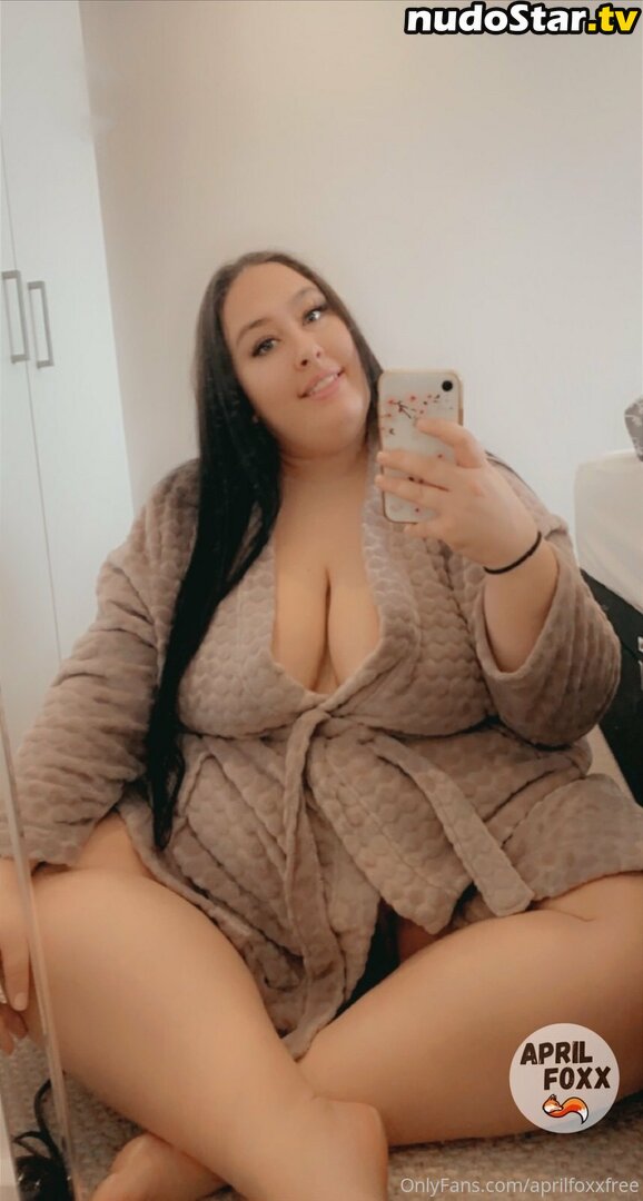 april4life / aprilfoxxfree Nude OnlyFans Leaked Photo #2