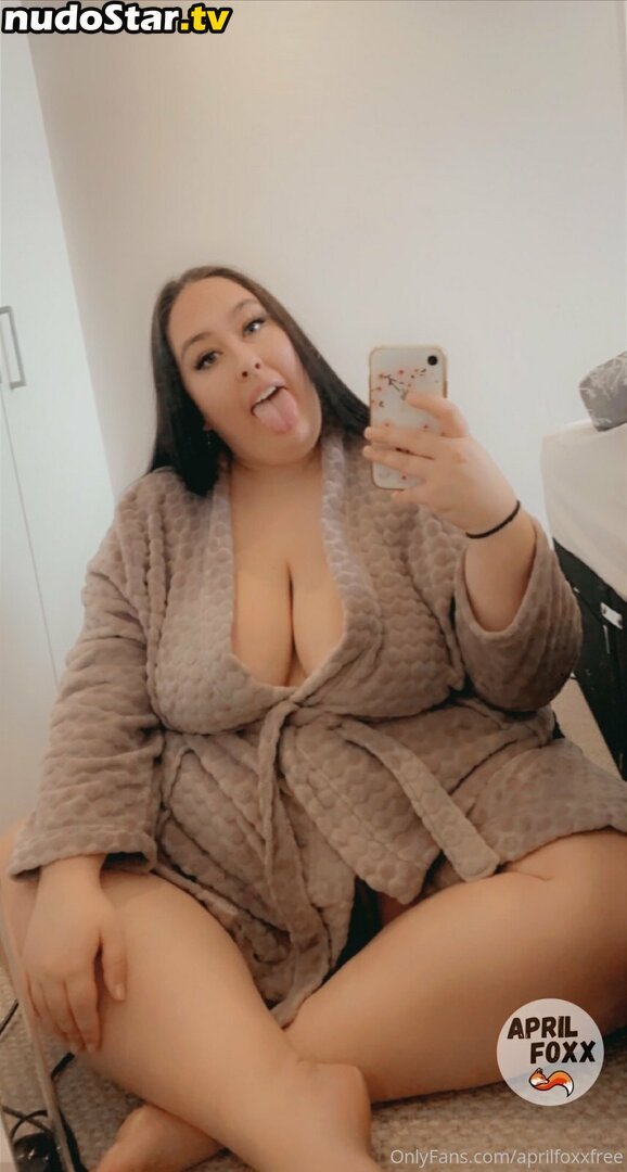 april4life / aprilfoxxfree Nude OnlyFans Leaked Photo #3
