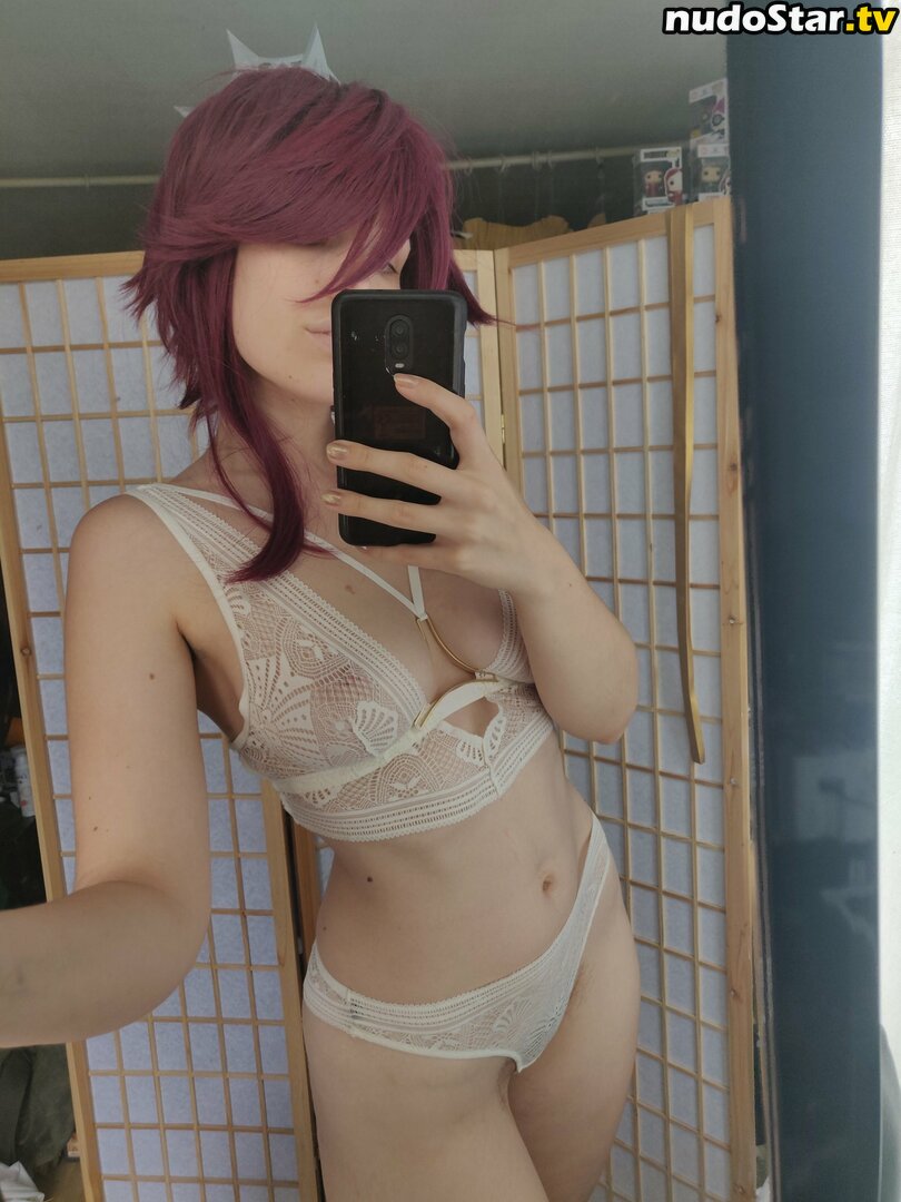 AraKamelia / araamelia096 Nude OnlyFans Leaked Photo #3