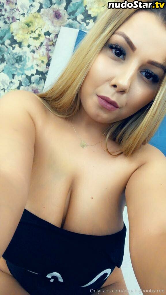 ariamoore5587 / ariamoreu Nude OnlyFans Leaked Photo #7