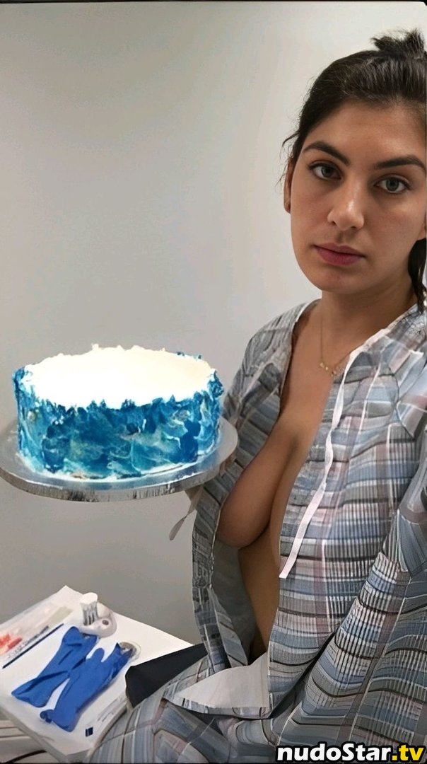 Ariana Basseri / arianabadfee Nude OnlyFans Leaked Photo #18
