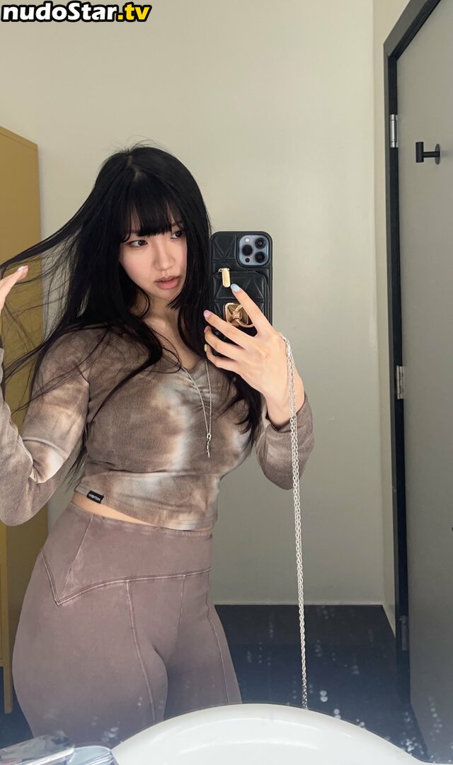 AriaSaki / annoyingaria Nude OnlyFans Leaked Photo #582