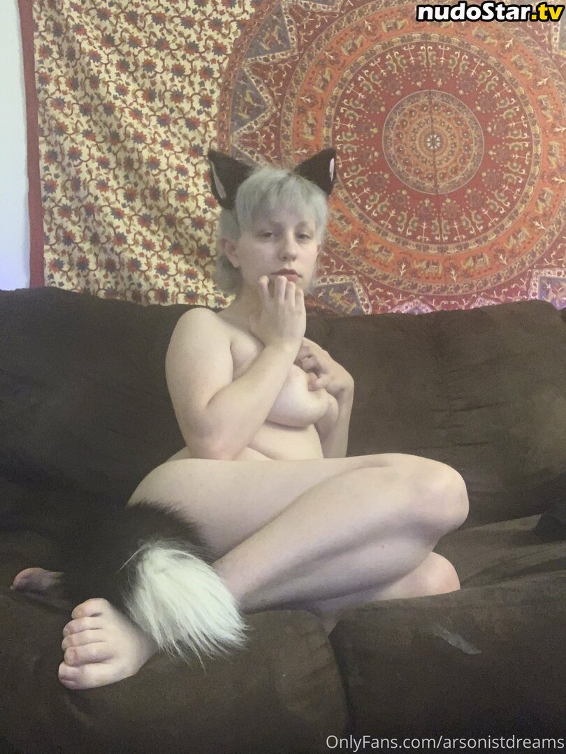 arsonistdreams / immagobeabean Nude OnlyFans Leaked Photo #16