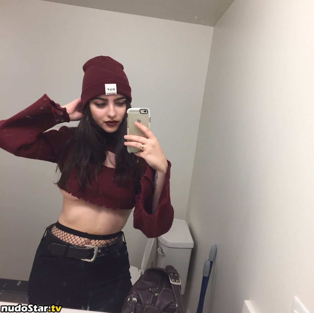 artbitch666 / huhlaynuh Nude OnlyFans Leaked Photo #8
