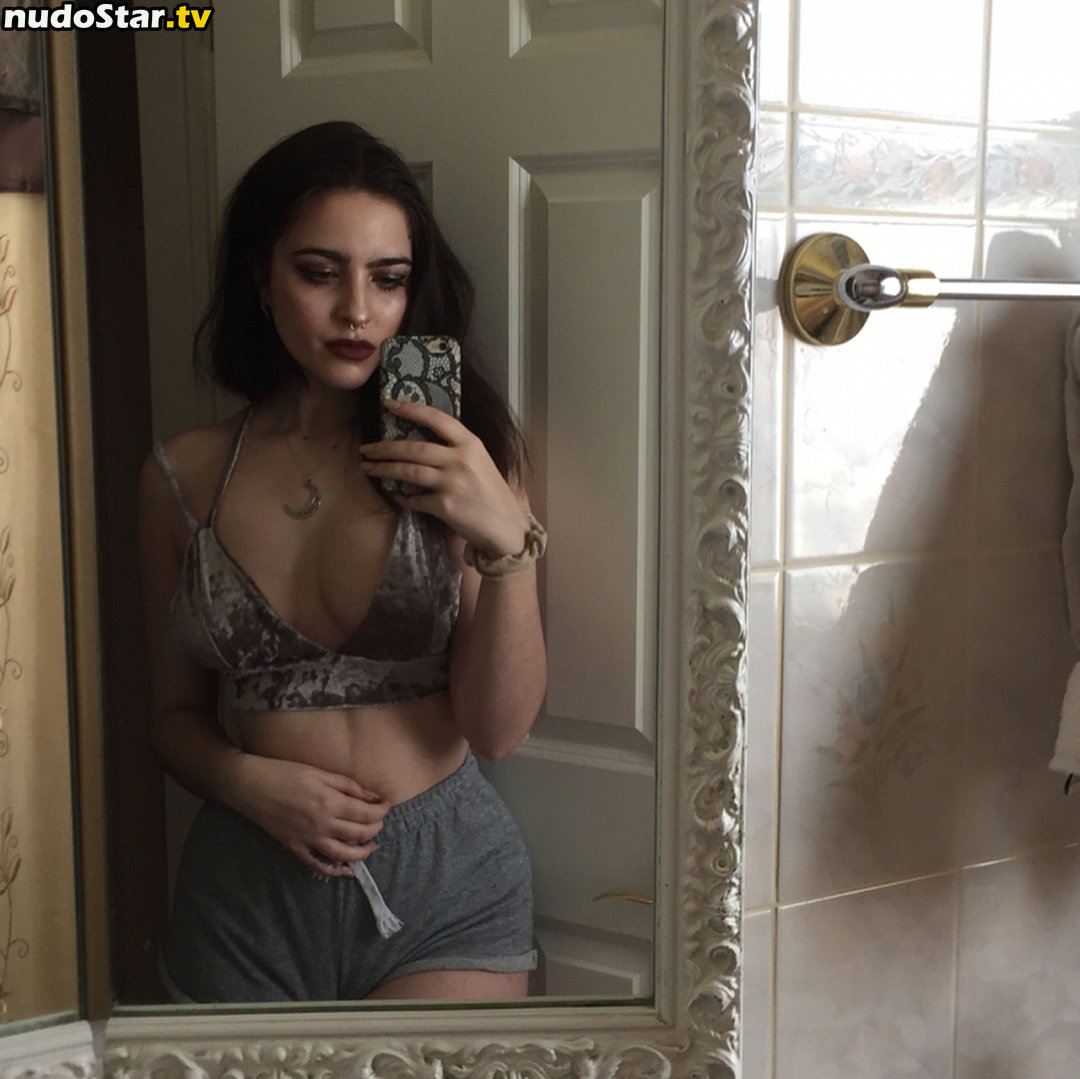 artbitch666 / huhlaynuh Nude OnlyFans Leaked Photo #20