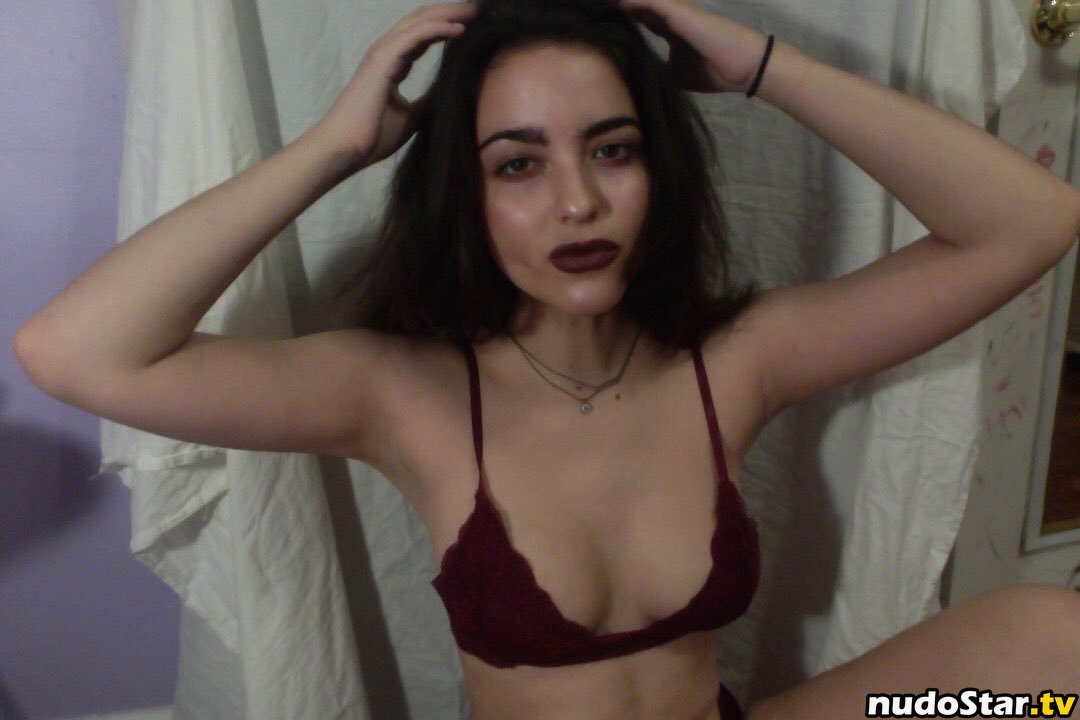 artbitch666 / huhlaynuh Nude OnlyFans Leaked Photo #26