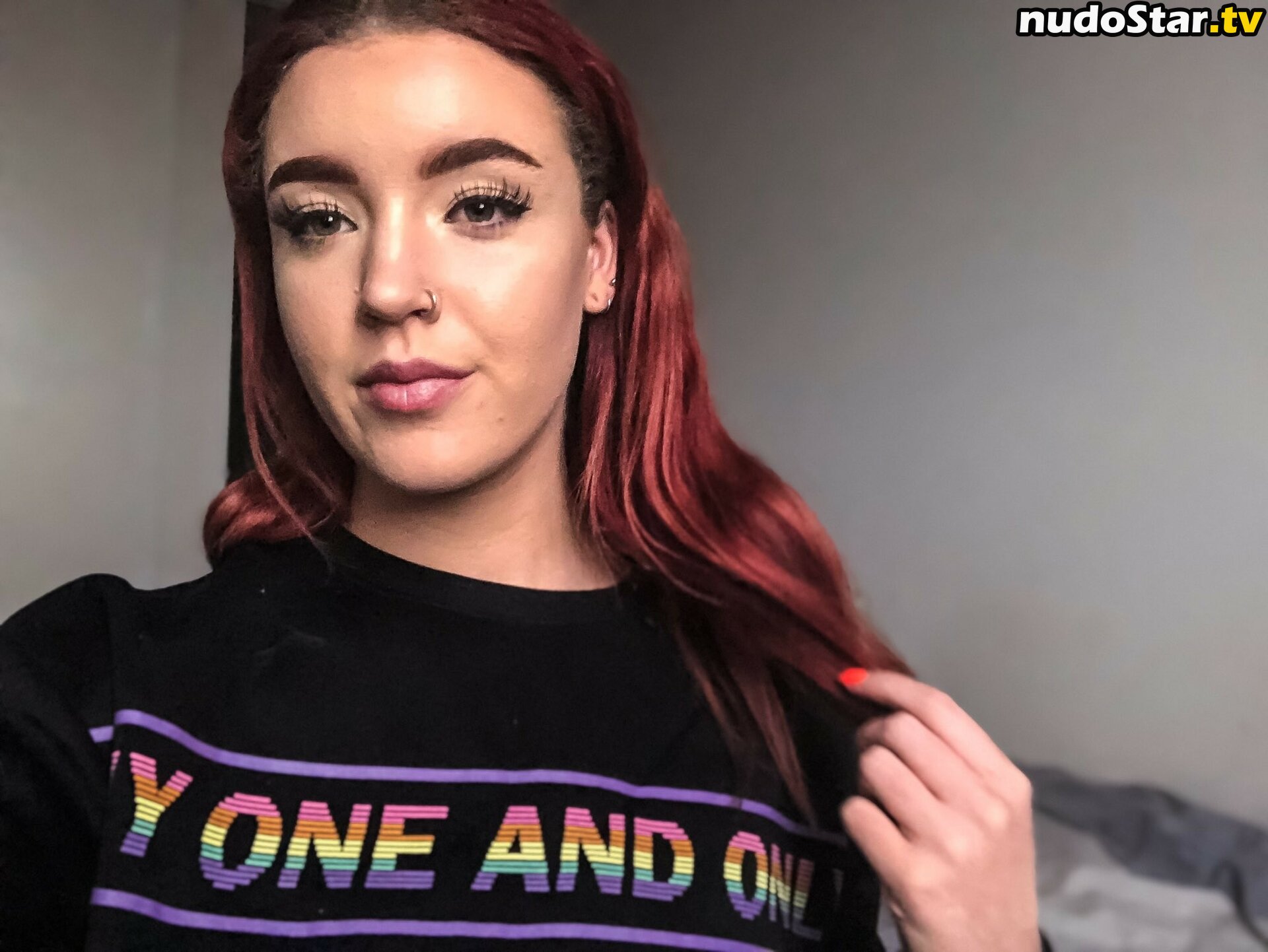 Ashlee_less / Baby_less Nude OnlyFans Leaked Photo #1