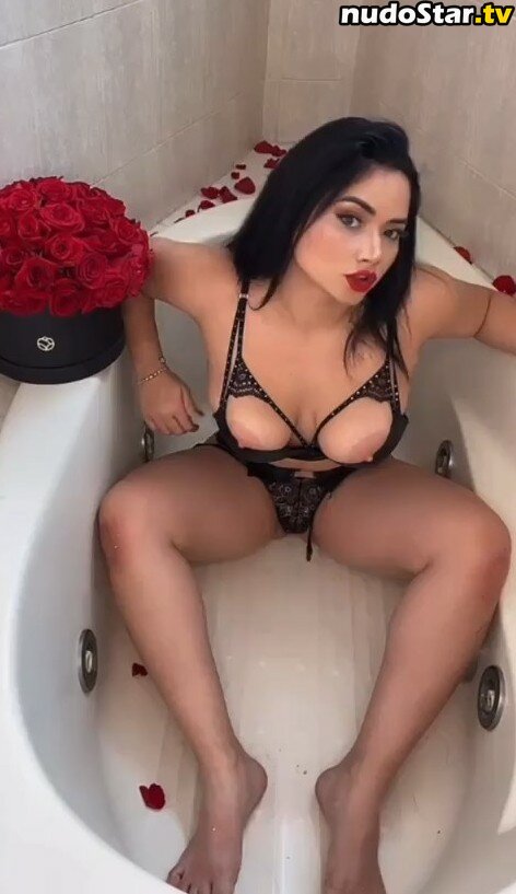Ashley Carolina / Ashleyfox2122 / ashleycarolina / ashleylatinaa2 Nude OnlyFans Leaked Photo #154
