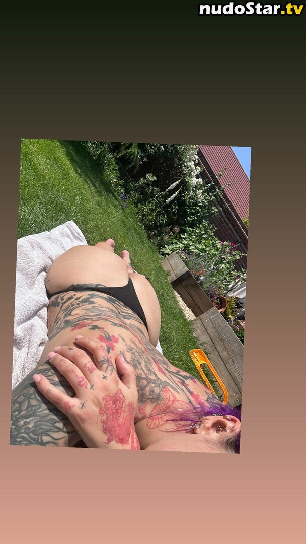 Ashley Marie / ashleymarie / ashleymarieeg Nude OnlyFans Leaked Photo #9