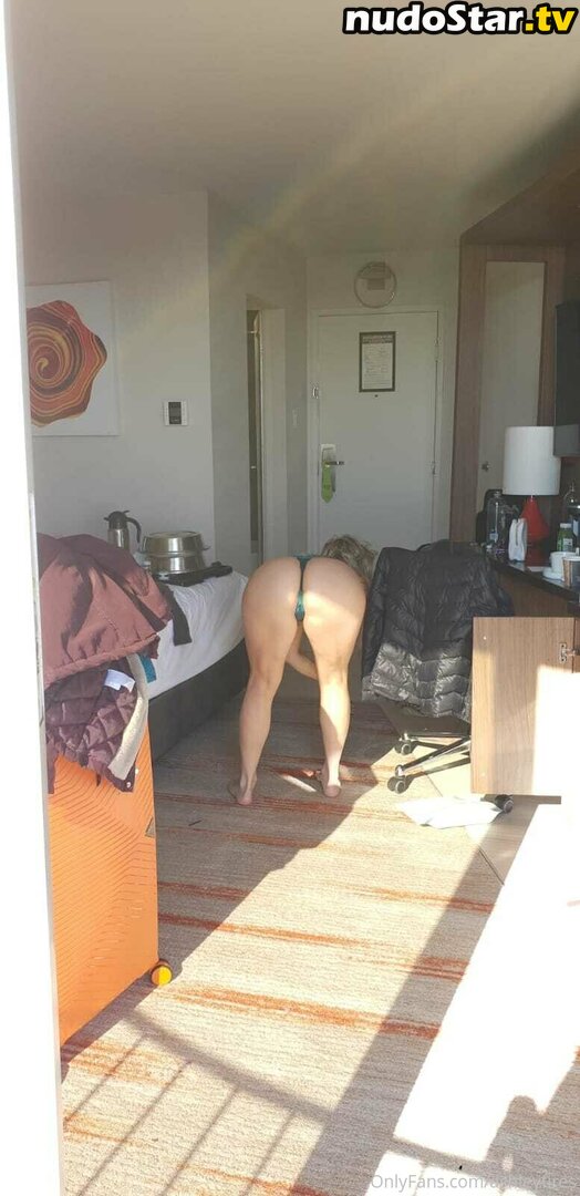 ashleyfires / ashleyfiresprivatepage Nude OnlyFans Leaked Photo #7