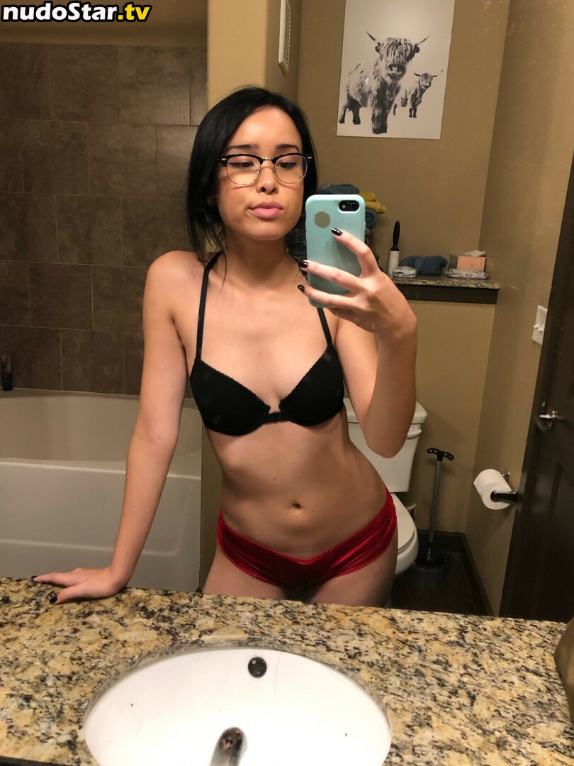 Asianheaux / YokoJupiter Nude OnlyFans Leaked Photo #4