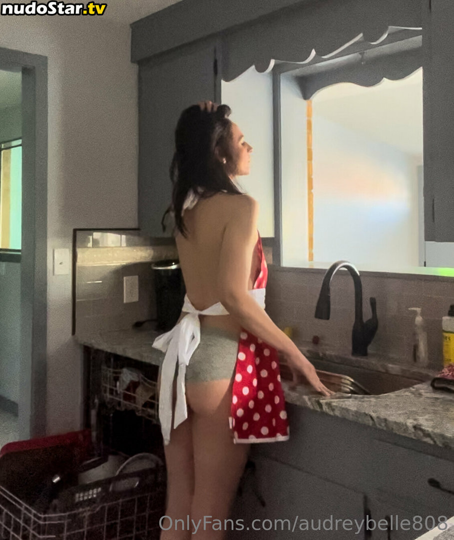 audreybelle808 / b3rryb3tch Nude OnlyFans Leaked Photo #13