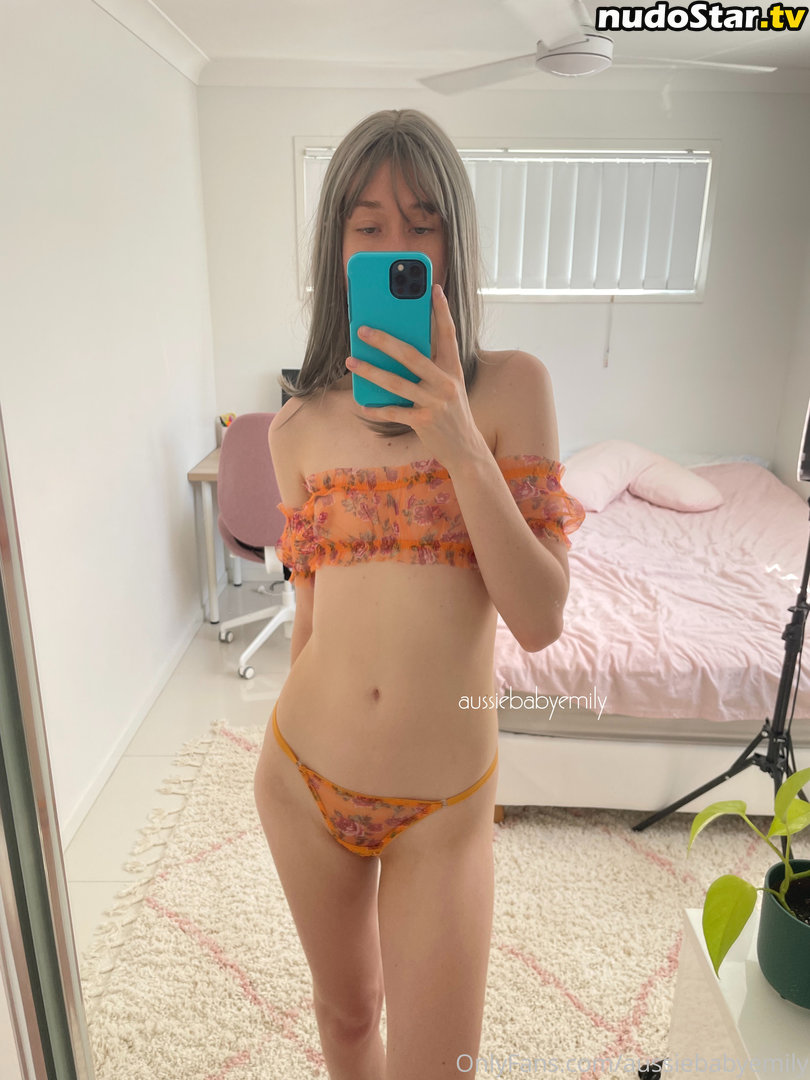 aussiebabyemily / pearnemily Nude OnlyFans Leaked Photo #6