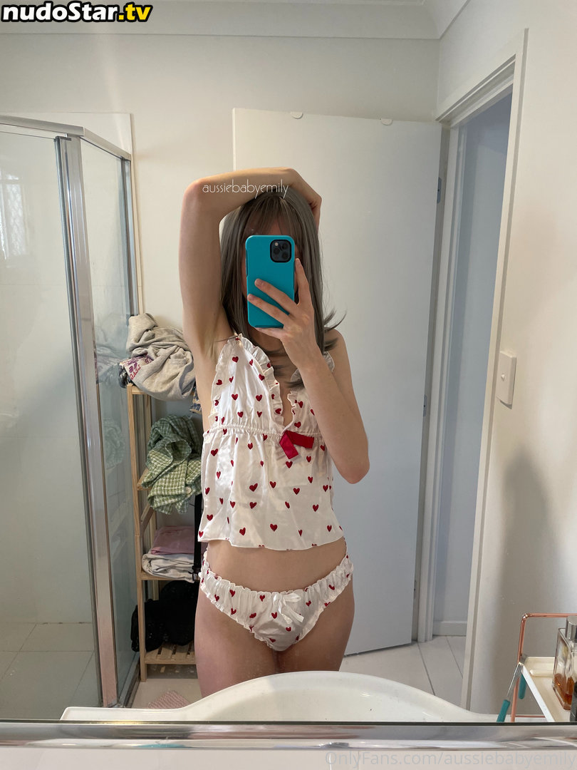 aussiebabyemily / pearnemily Nude OnlyFans Leaked Photo #12