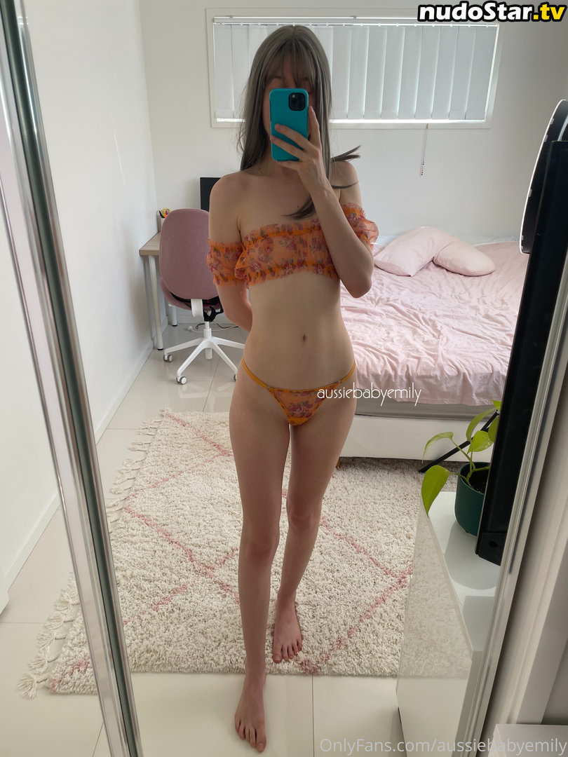 aussiebabyemily / pearnemily Nude OnlyFans Leaked Photo #13