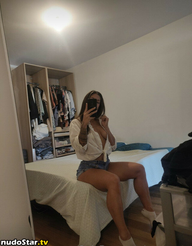 Auxane Micheneau / auxane.m / auxane.micheneau Nude OnlyFans Leaked Photo #71