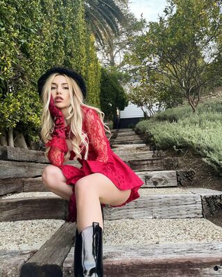 Ava Max