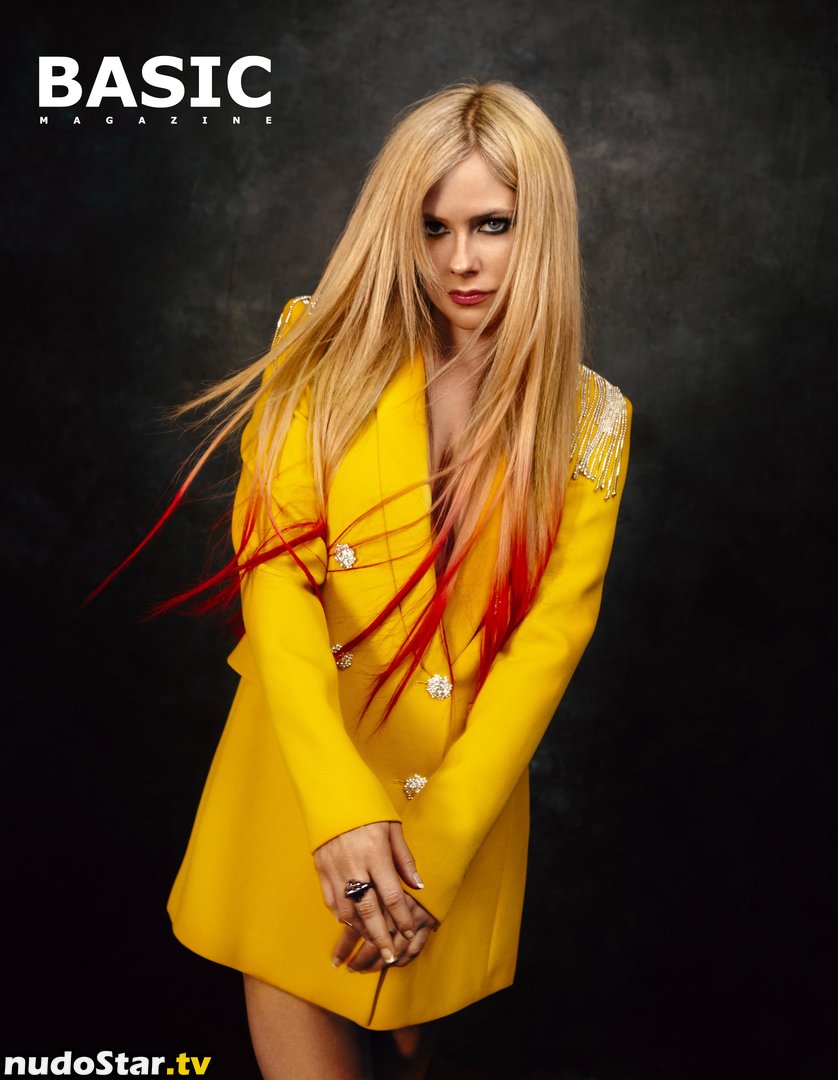 Avril Lavigne / AvrilLavigne Nude OnlyFans Leaked Photo #33