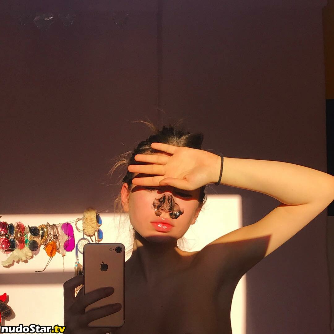 Ayla D'lyla / Malina Weissman';s Sister / avanoiri / ayladlyla Nude OnlyFans Leaked Photo #23