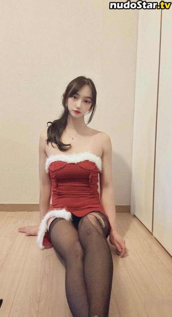Ayoung / Ttlmda2 / a_young91 / ayoung20 Nude OnlyFans Leaked Photo #1