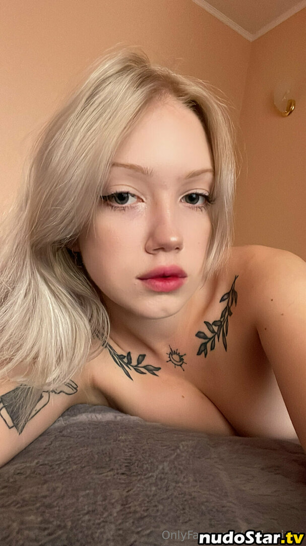 PackyZheng / ayris_simp / edits_and_fnaf_miracouls Nude OnlyFans Leaked Photo #12