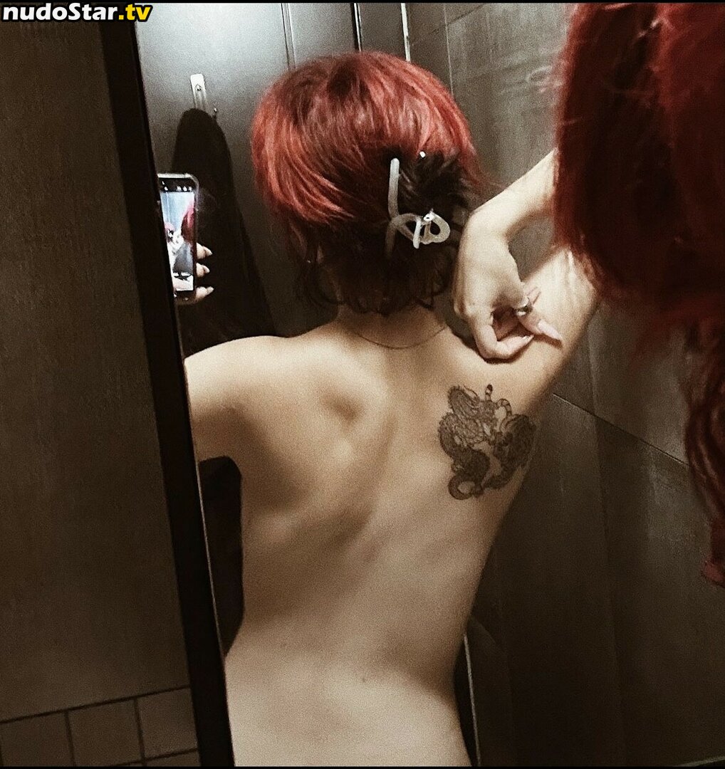 B1tchy_lesbian / laurenmonac0 Nude OnlyFans Leaked Photo #4