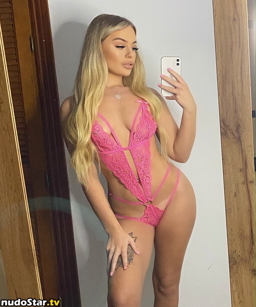 Bad Barbie / bad_barbiexox / badxbaarbie Nude OnlyFans Leaked Photo #11