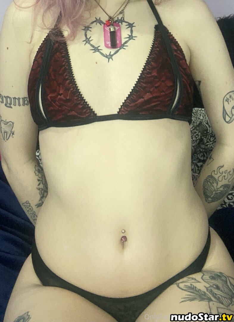 barbedwirepixie / barbwirefree Nude OnlyFans Leaked Photo #32