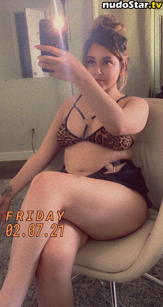 Bbyanabella / Cashdollk8 / Katesoffia Nude OnlyFans Leaked Photo #26