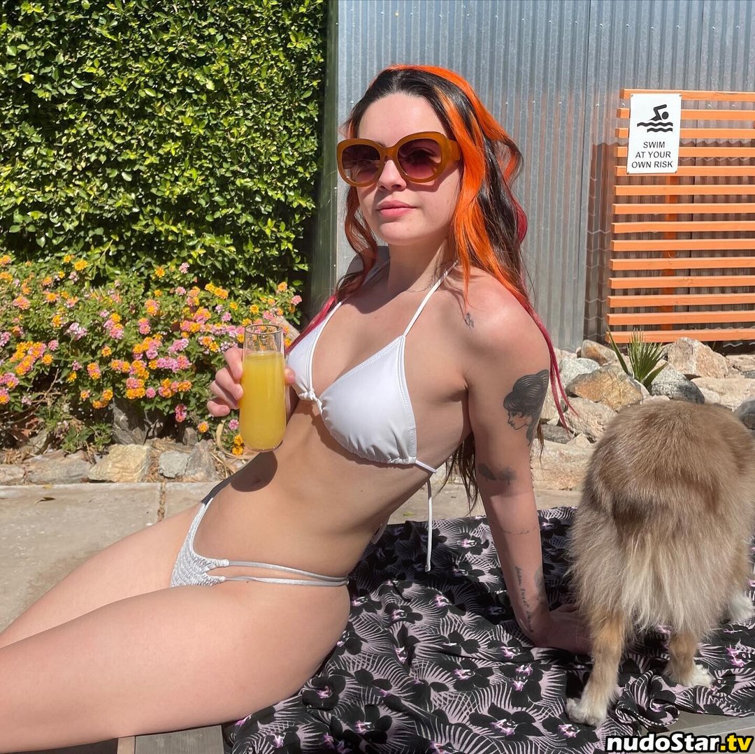 Bea Miller / beamiller Nude OnlyFans Leaked Photo #15