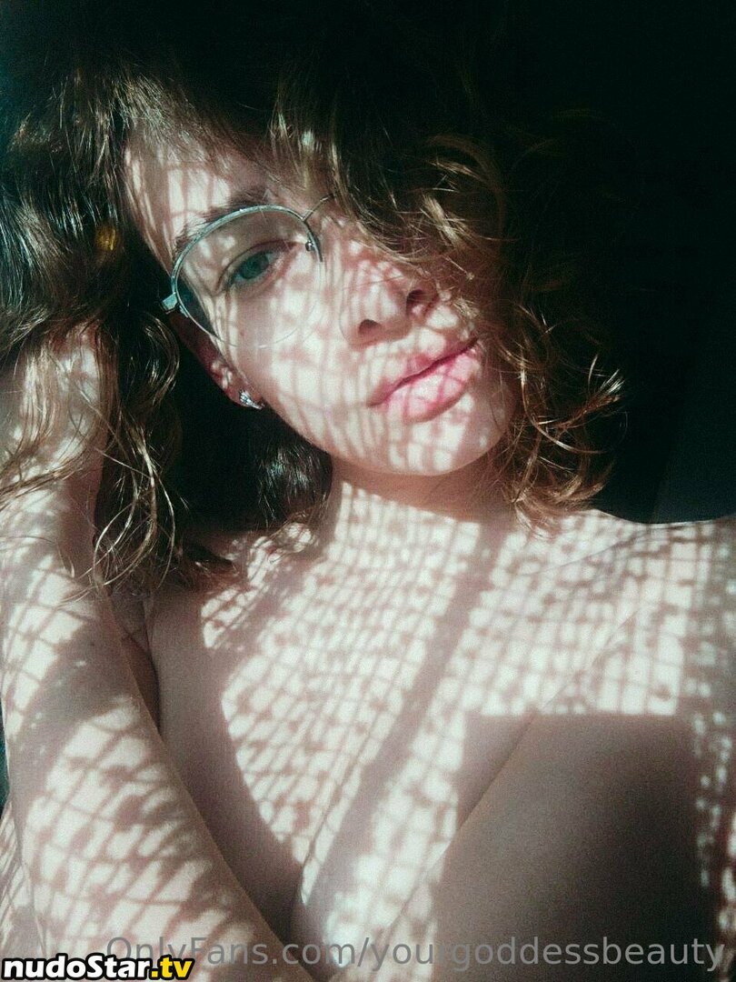 beautygodess / beeauty_goddess Nude OnlyFans Leaked Photo #60