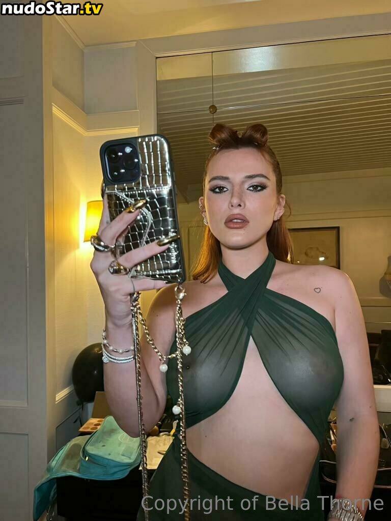 Bella Thorne / bellathorne Nude OnlyFans Leaked Photo #448