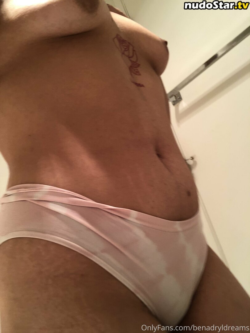 benadryldreams / benadryldreamsshop Nude OnlyFans Leaked Photo #35