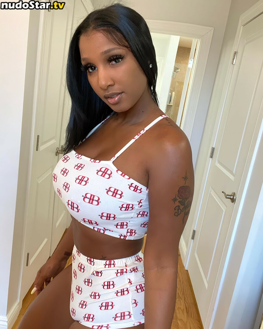 Bernice Burgos / berniceburgos / realberniceburgos Nude OnlyFans Leaked Photo #77