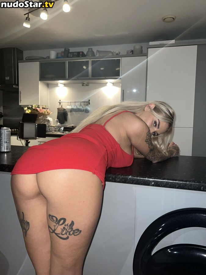 Beth Quinn / bethquinn1 / bethquinn111 / bethquinnnx Nude OnlyFans Leaked Photo #21