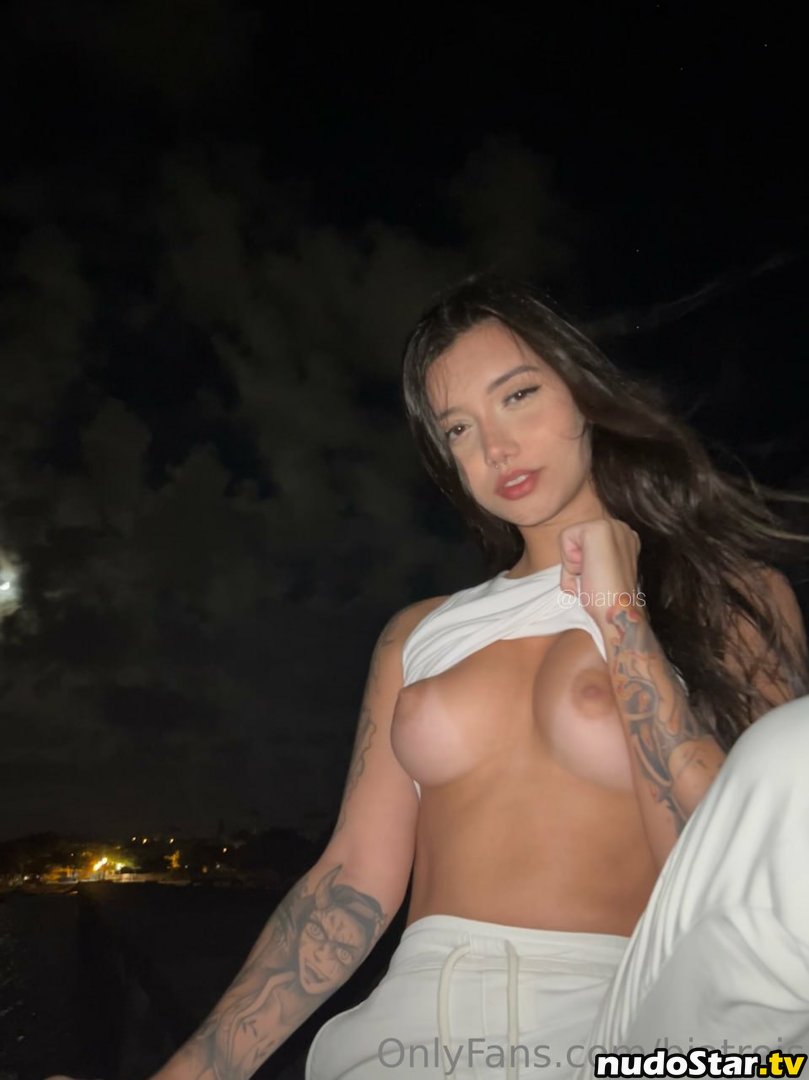 Bia Trois / biatrois / musicabia Nude OnlyFans Leaked Photo #14