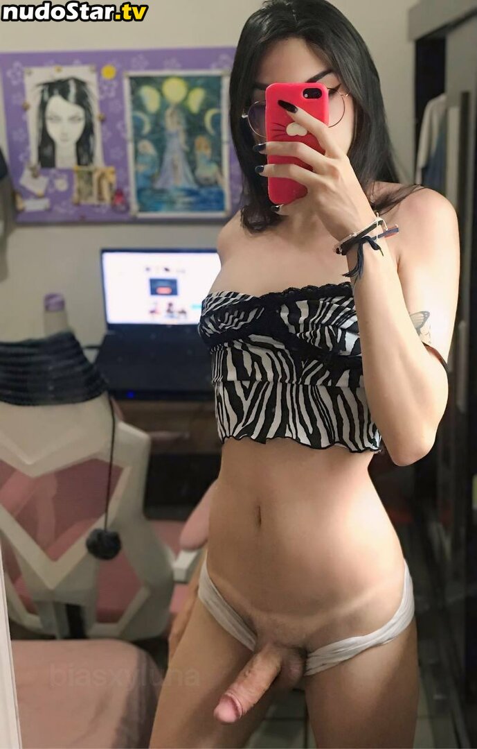 Biasxyluna Nude OnlyFans Leaked Photo #11