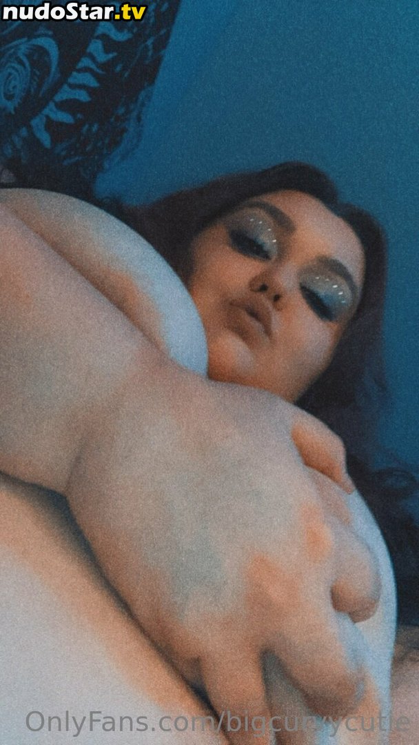 bigcurvycutie / blame_it_on_my_curves Nude OnlyFans Leaked Photo #7