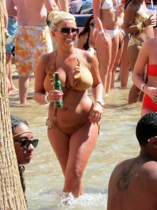 Billie Faiers