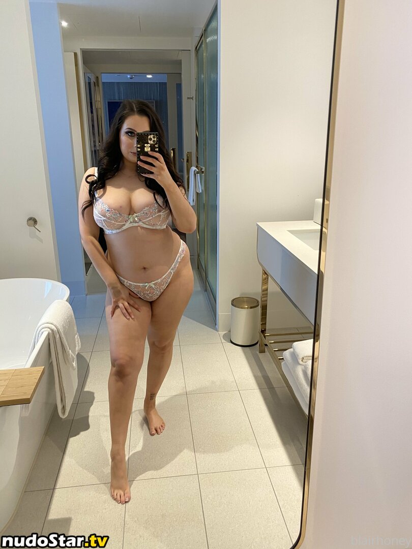 blairhoneyy / itsmeblairehoney Nude OnlyFans Leaked Photo #21