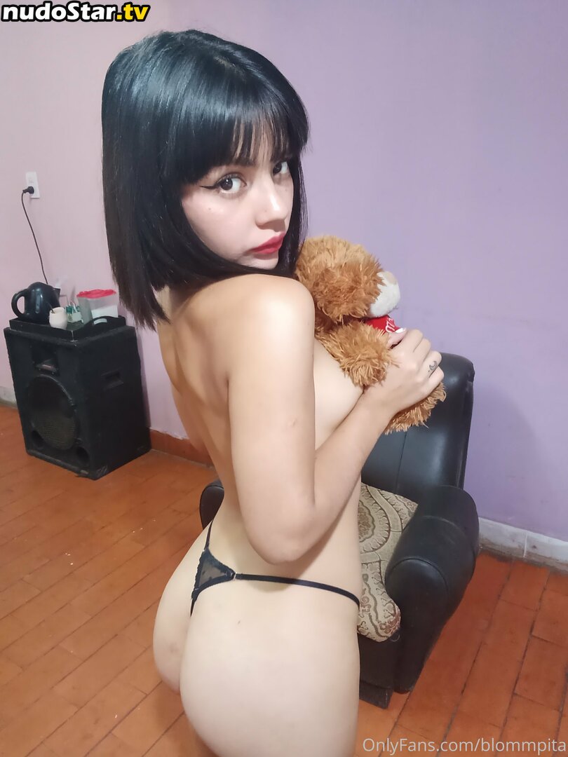 blommpita Nude OnlyFans Leaked Photo #57