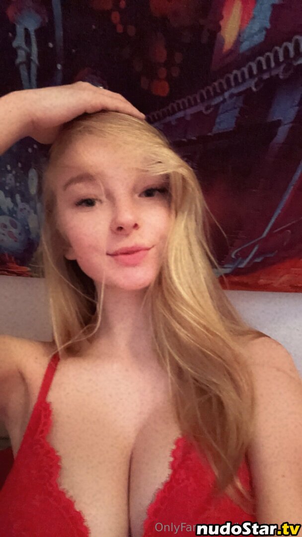 blonde_vivi Nude OnlyFans Leaked Photo #67