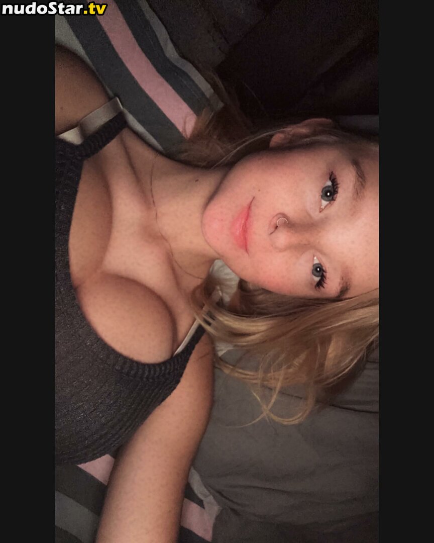 blonde_vivi Nude OnlyFans Leaked Photo #79