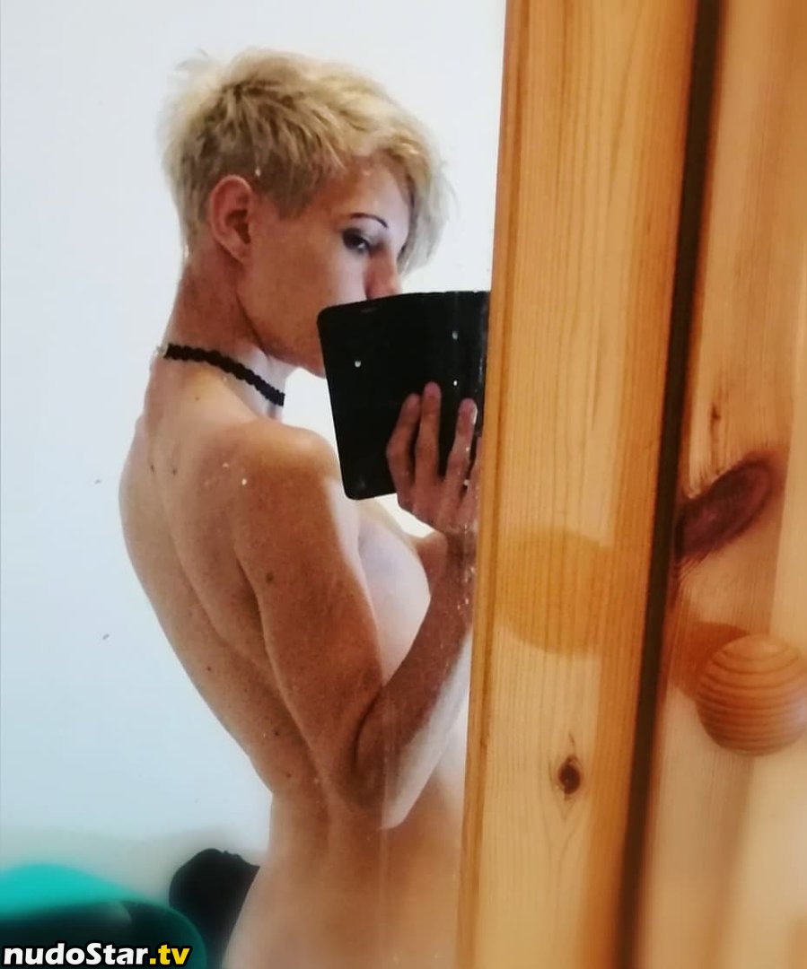 Blonditwink / blonditwink1 / femboytwink2 Nude OnlyFans Leaked Photo #5